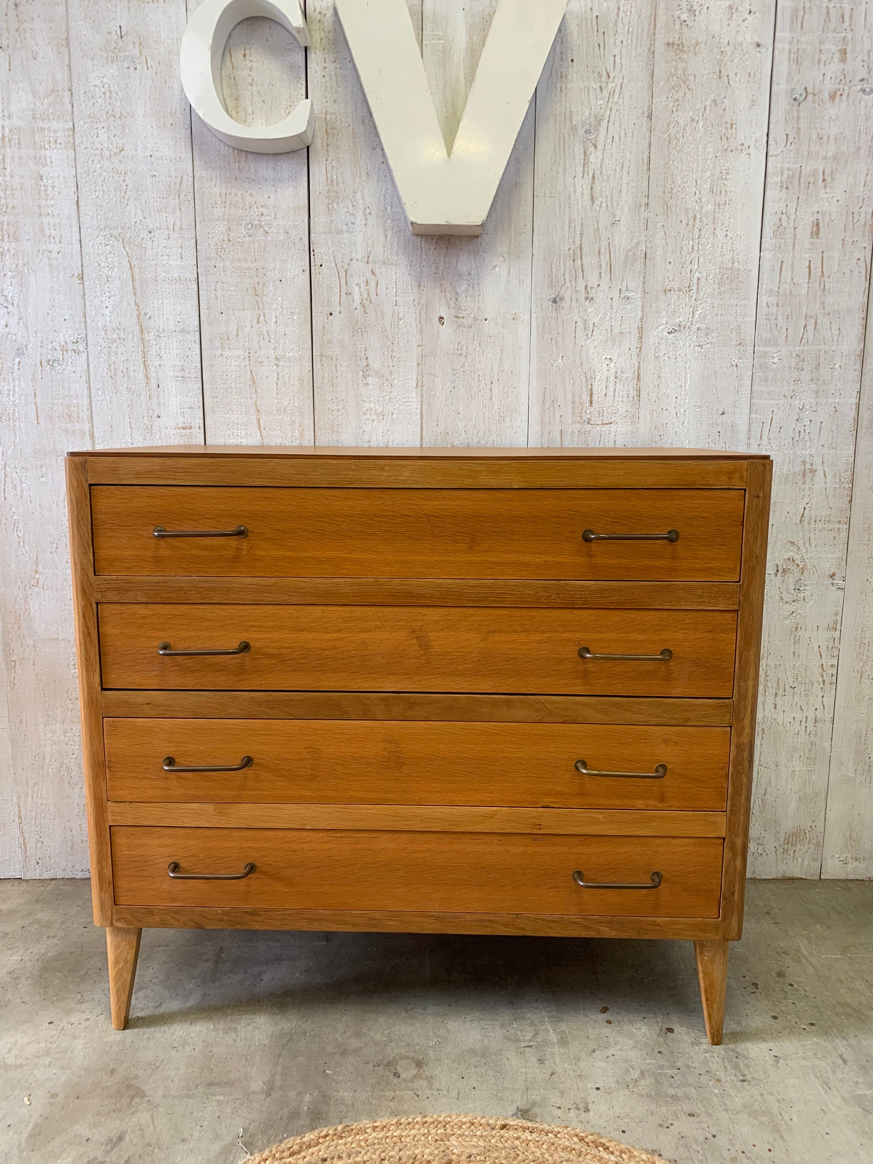 Vintage chest of drawers