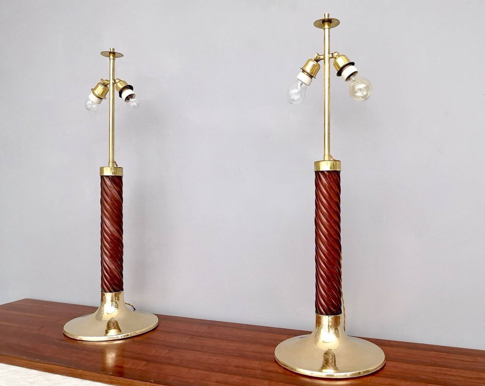 Burgundy Plexiglass and Brass Table Lamps by F. Loffredo, Italy 1980s