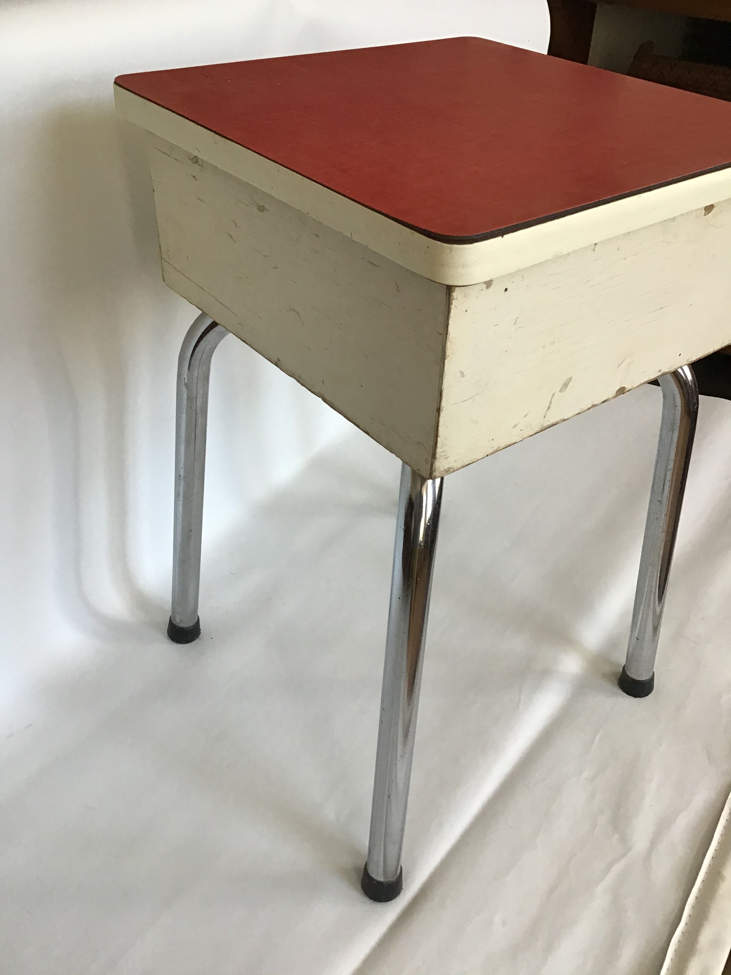 Tabouret coffre en formica vintage