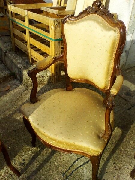 Salon complet Louis XV  époque 1930 en noyer