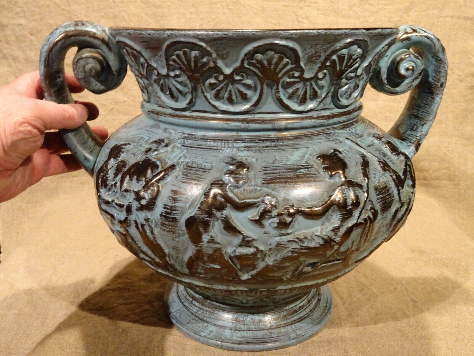 Large U-Keramik ceramic pot cover vase with antique decoration 4.610 kg