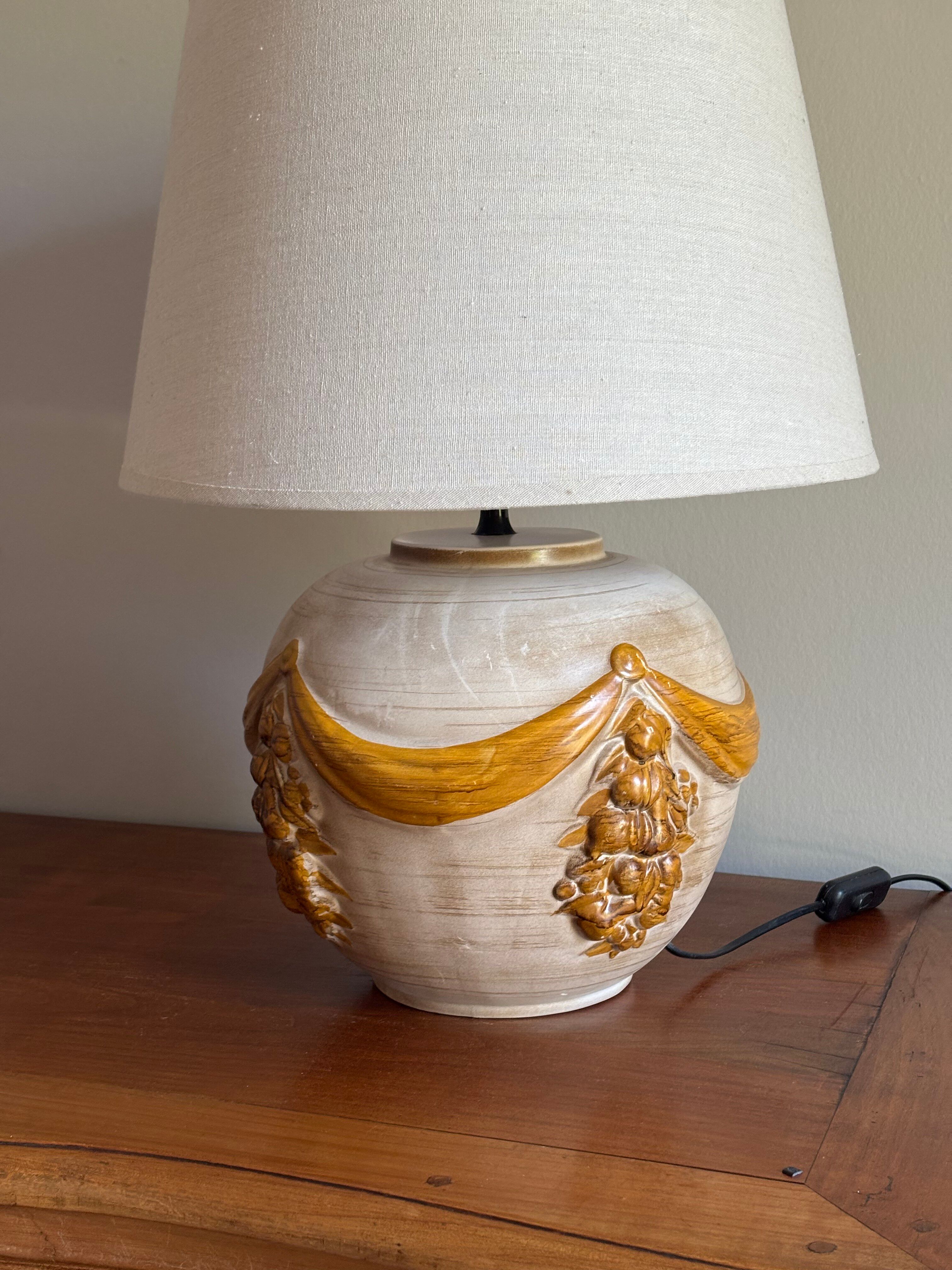Ceramic lamp