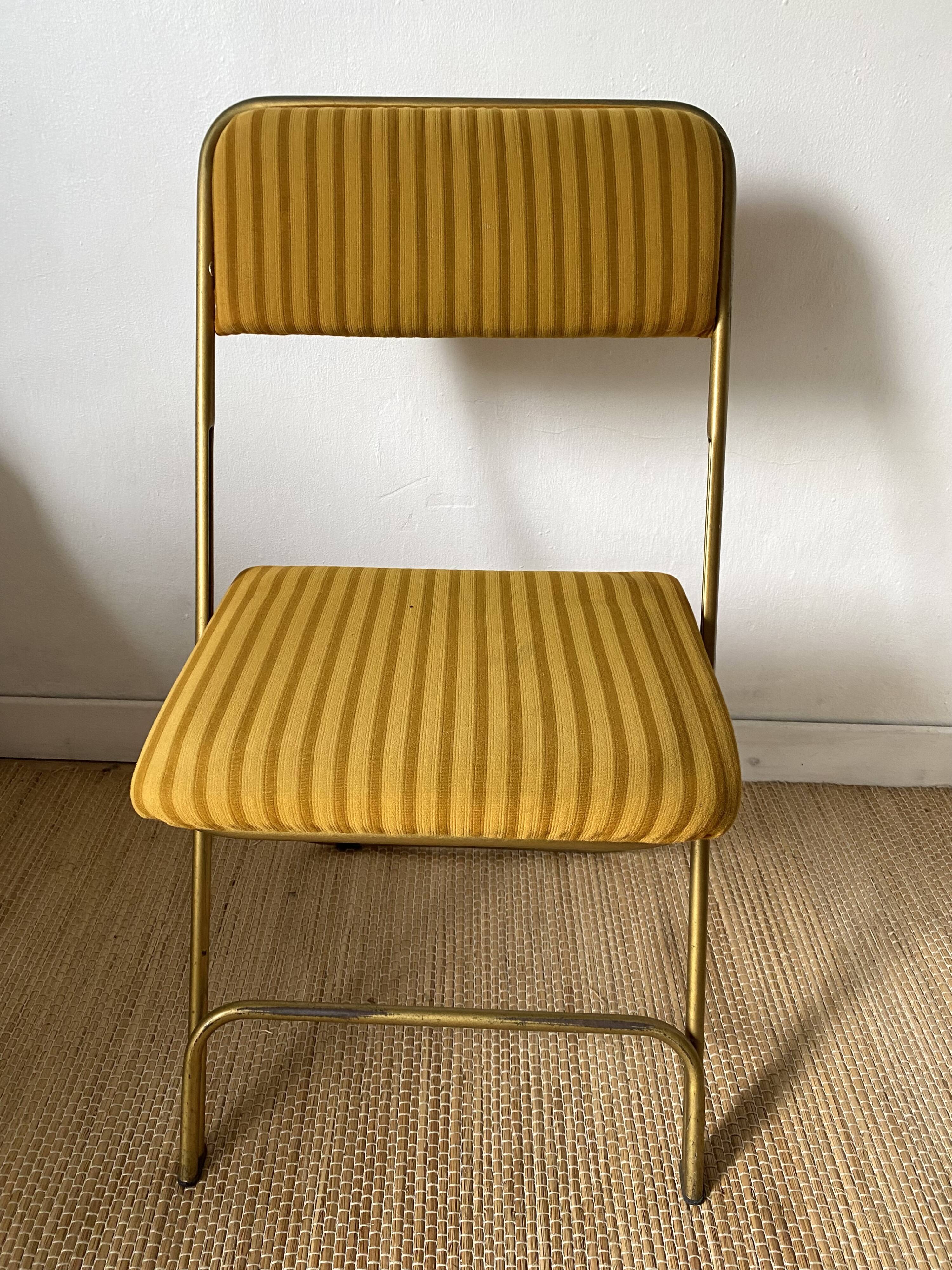 Lafuma folding chairs in velvet and gold metal