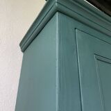 Green hosiery wardrobe