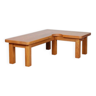 Solid oak coffee table in the style of Seltz, 1980.