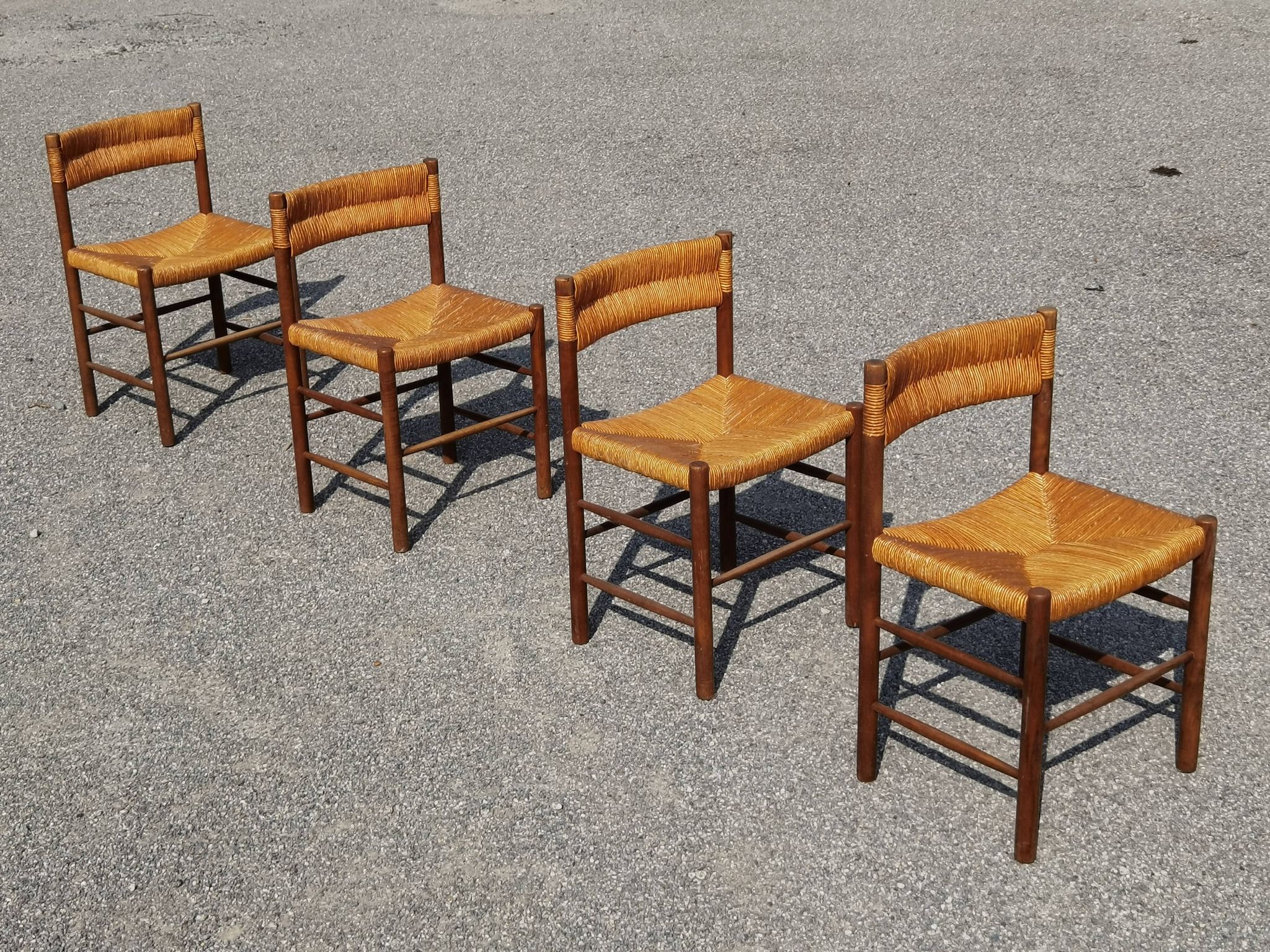 Set de 4 chaises modèle Dordogne de chez Sentou