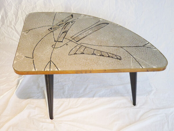 Table d'appoint tripode