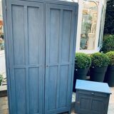 Parisian wardrobe and his bedside