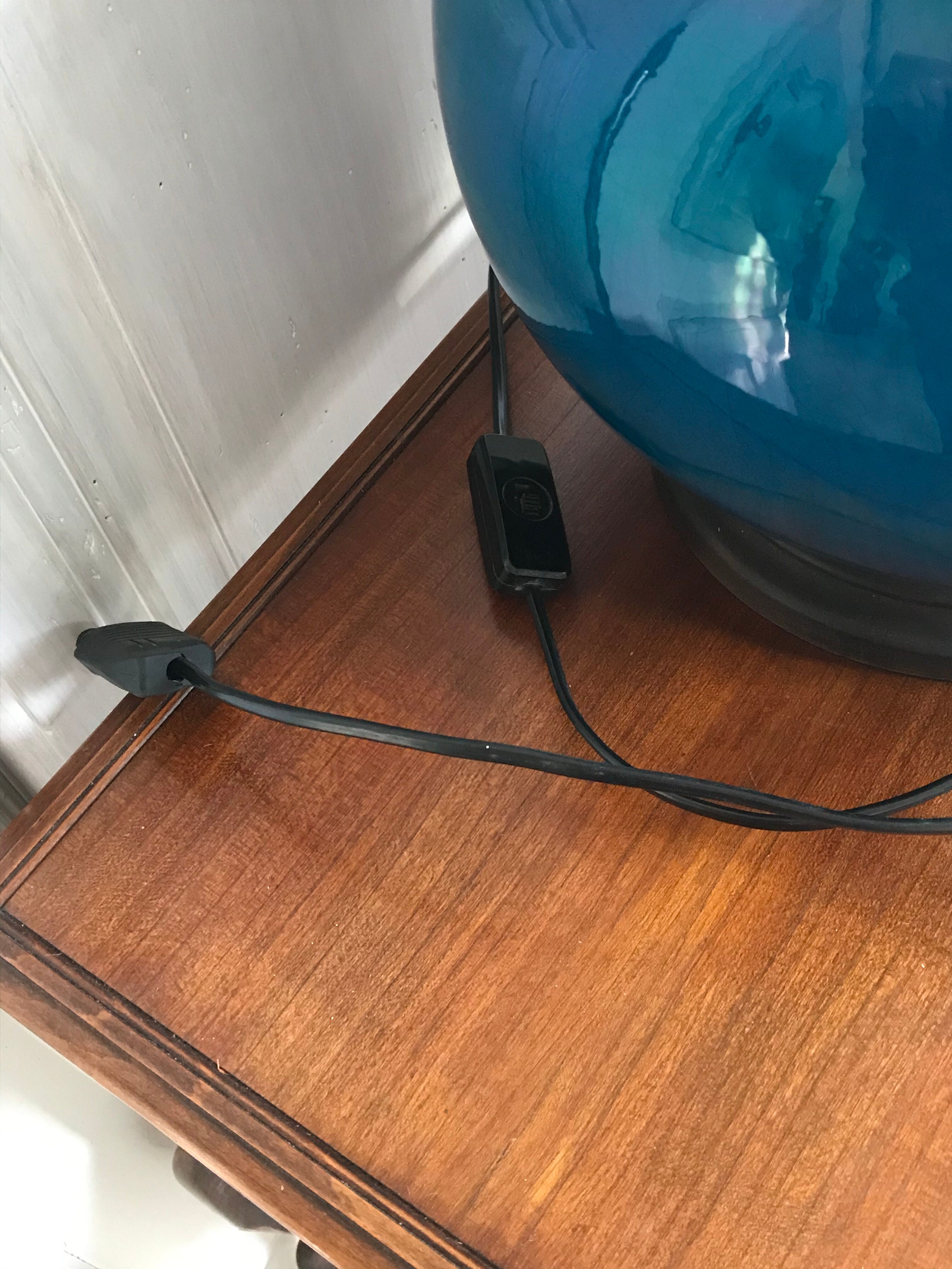 Vintage cracked ceramic lamp