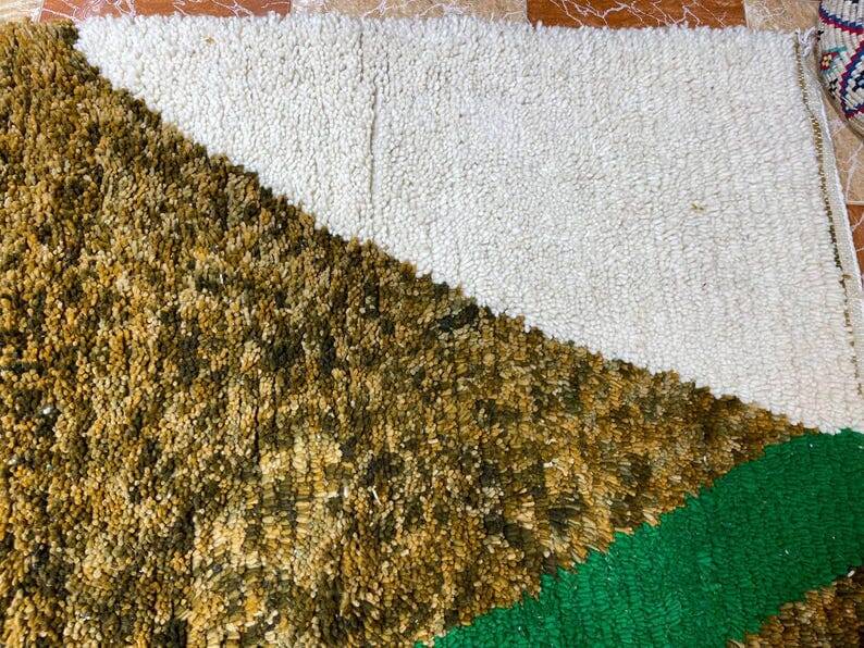 Handmade Berber rug size 150 x 250 cm