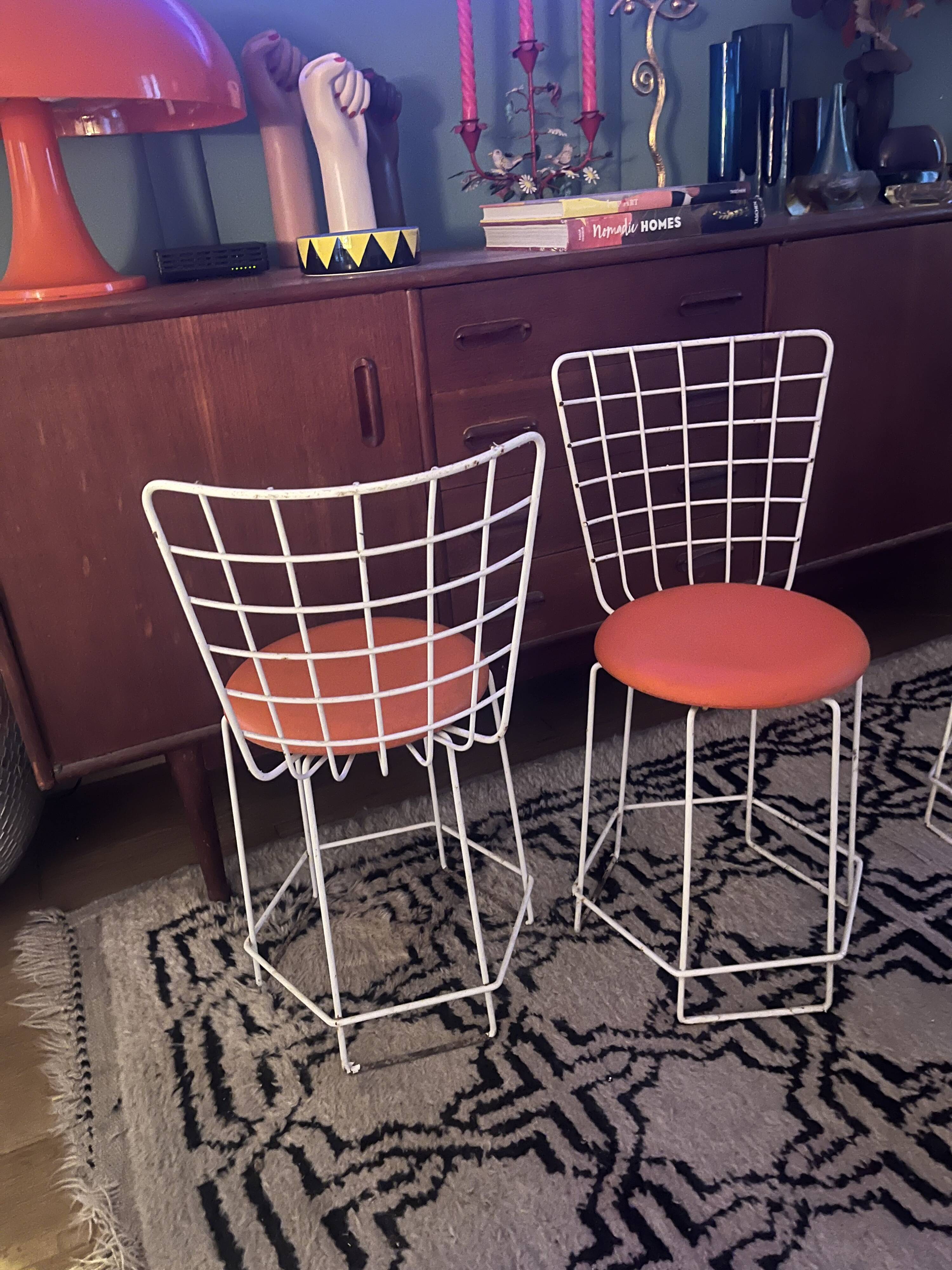 Série de 4 chaises années 70