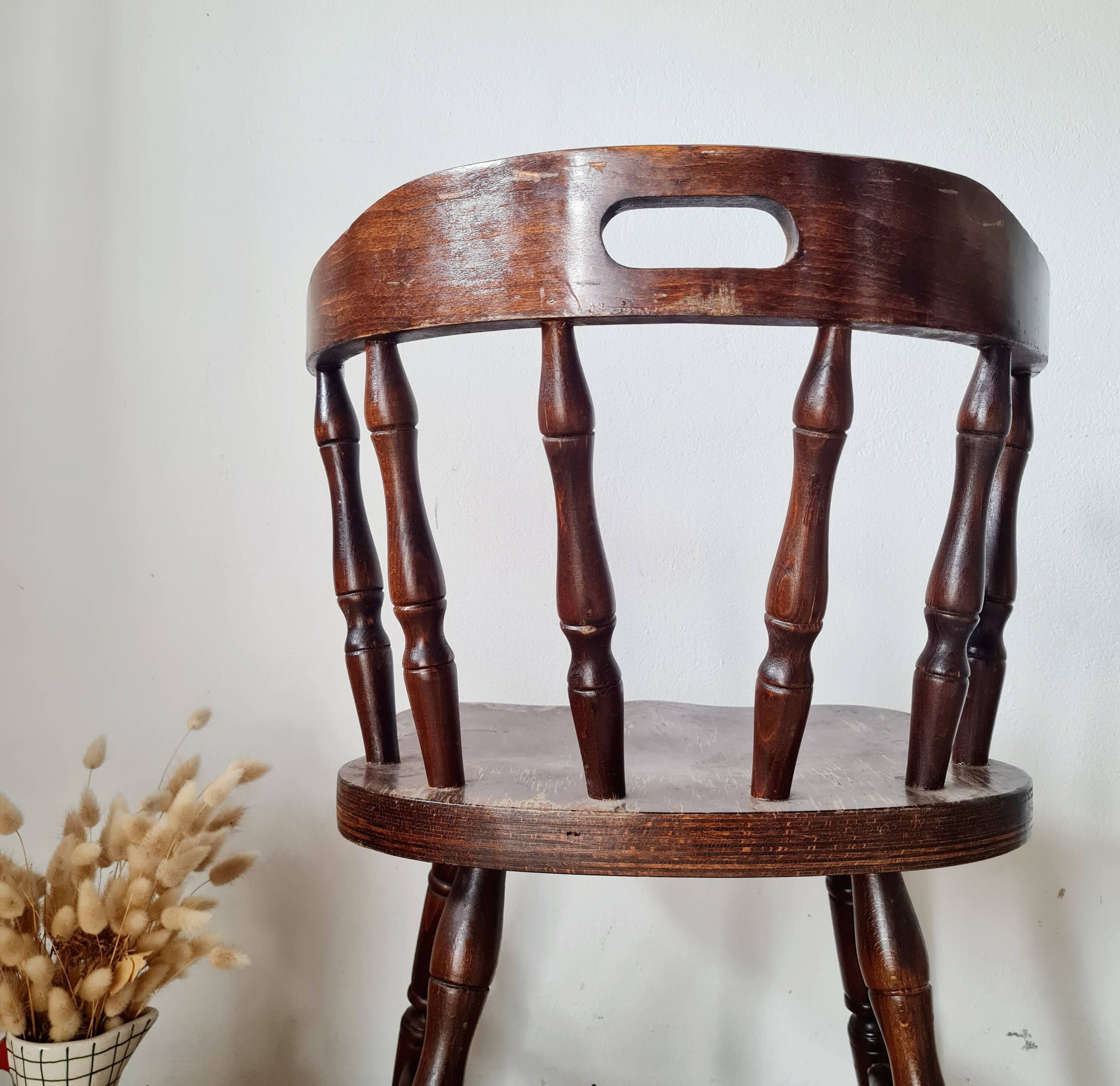 Set of 4 Western Bistro Chairs in Solid Wood – Vintage Pub Style