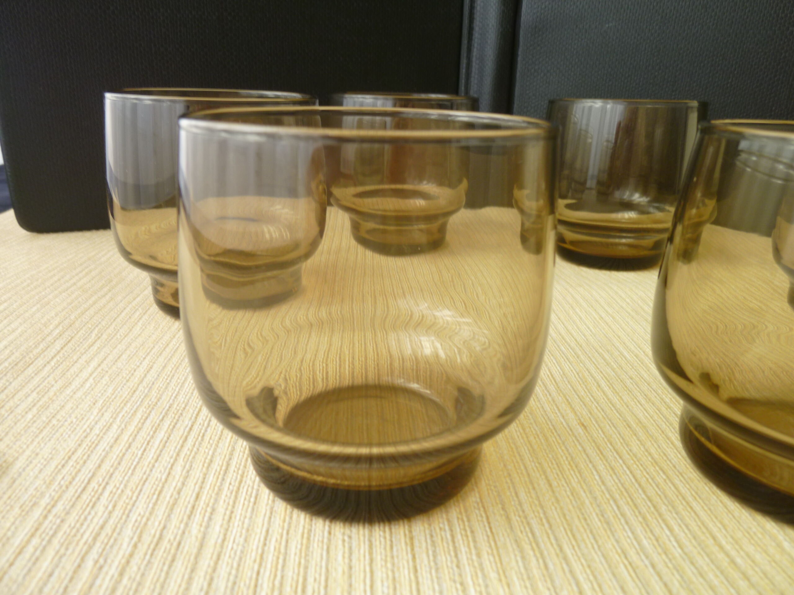 Set of 6 vintage smoked cup glasses