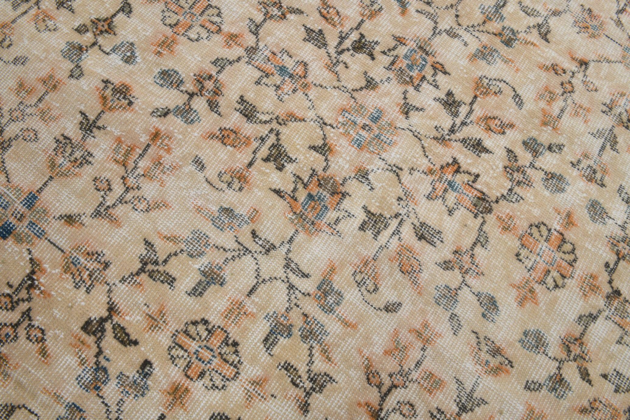 7x10 Classic Vintage Persian Rug, 204x305Cm