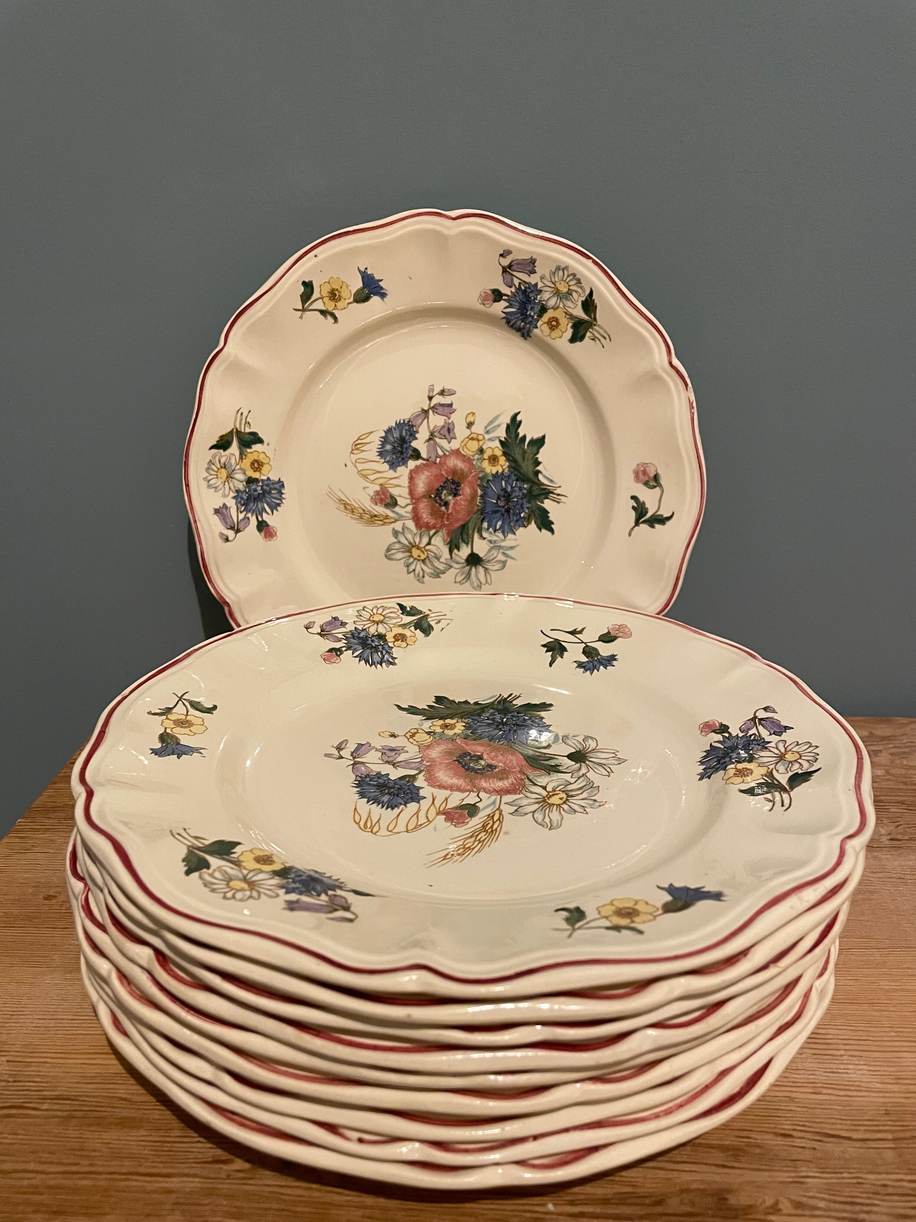 Set of 10 small plates Digoin Sarreguemines, Agreste model
