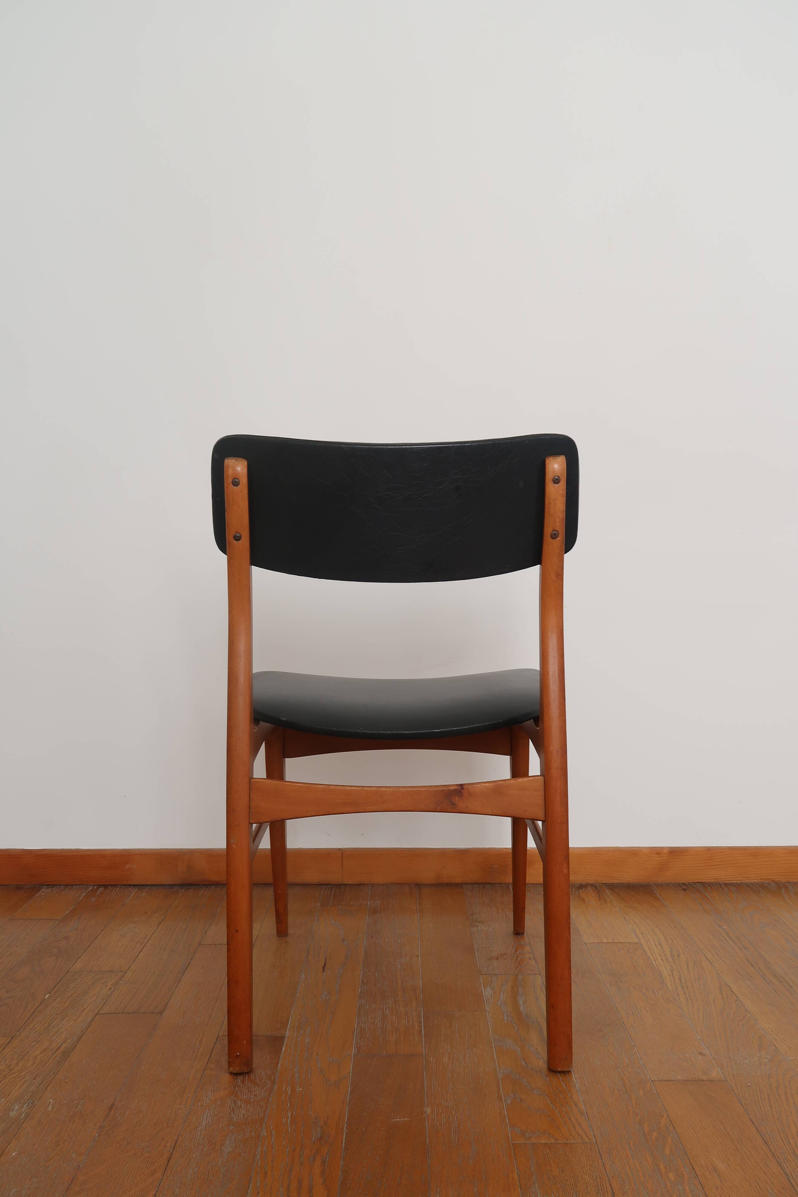 Lot de 6 chaises scandinaves skaï noir