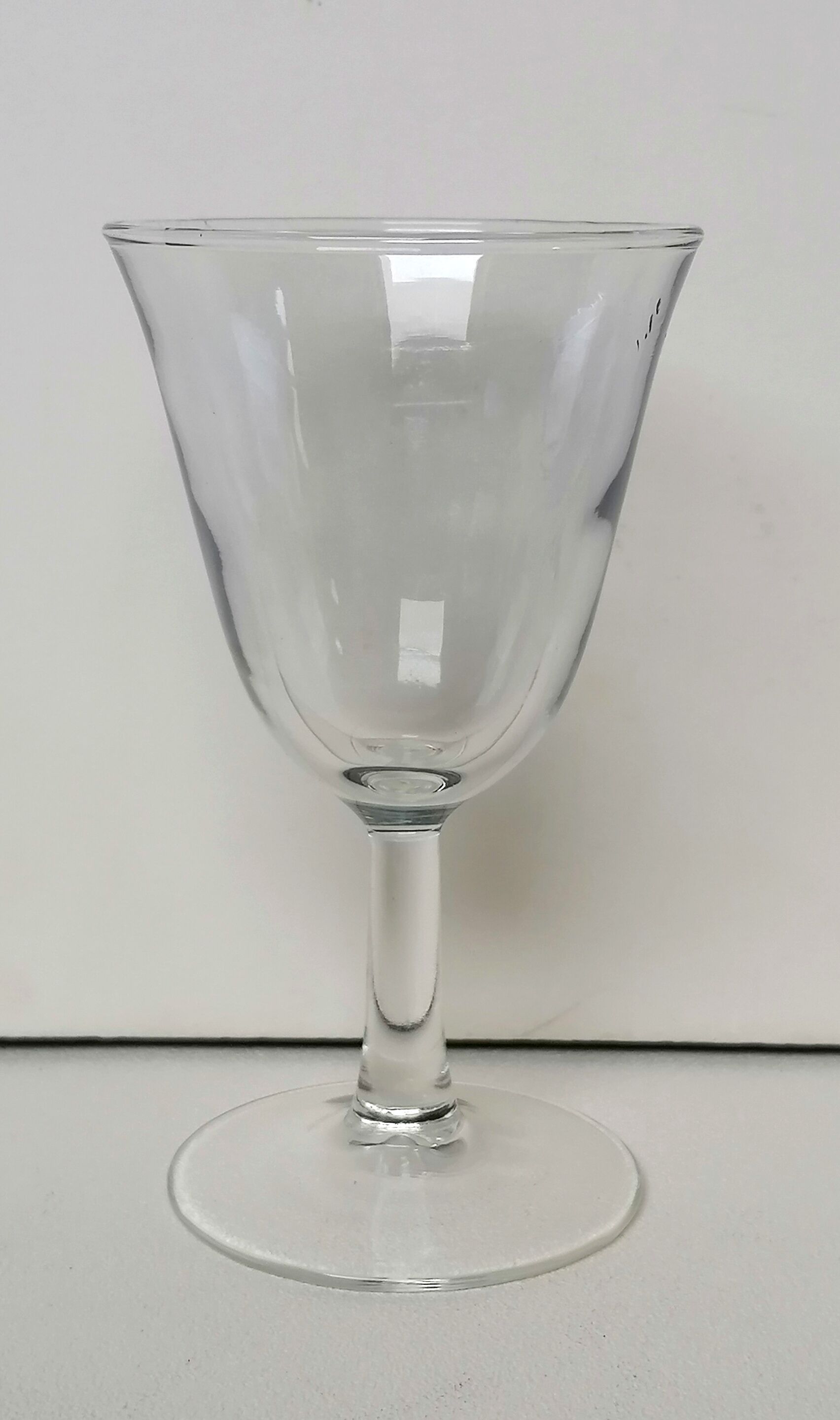 6 iridescent harlequin glasses in port