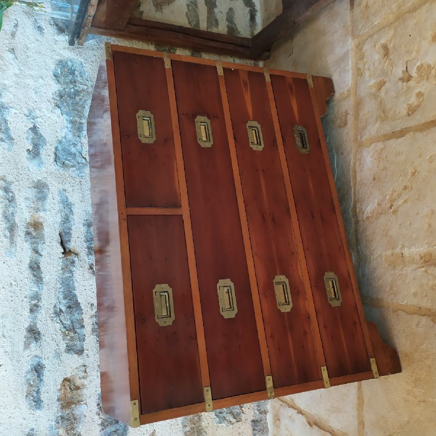 Commode marine