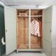 Armoire parisienne vert amande