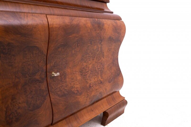 Art Deco display cabinet, Western Europe, circa 1920.