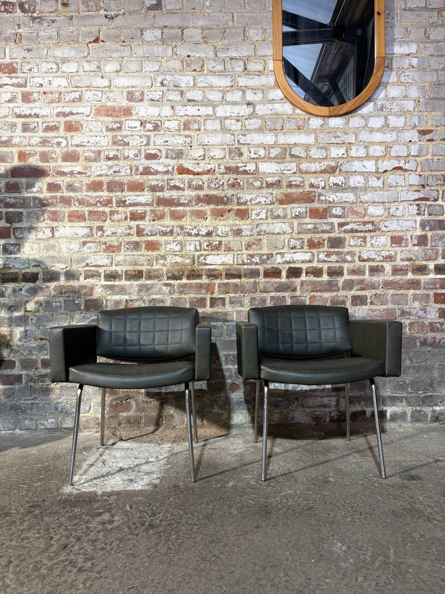Pair of armchairs by Pierre Guariche, Meurop.