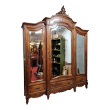 Louis XV Rocaille walnut cabinet stamped Gianinetto circa 1880