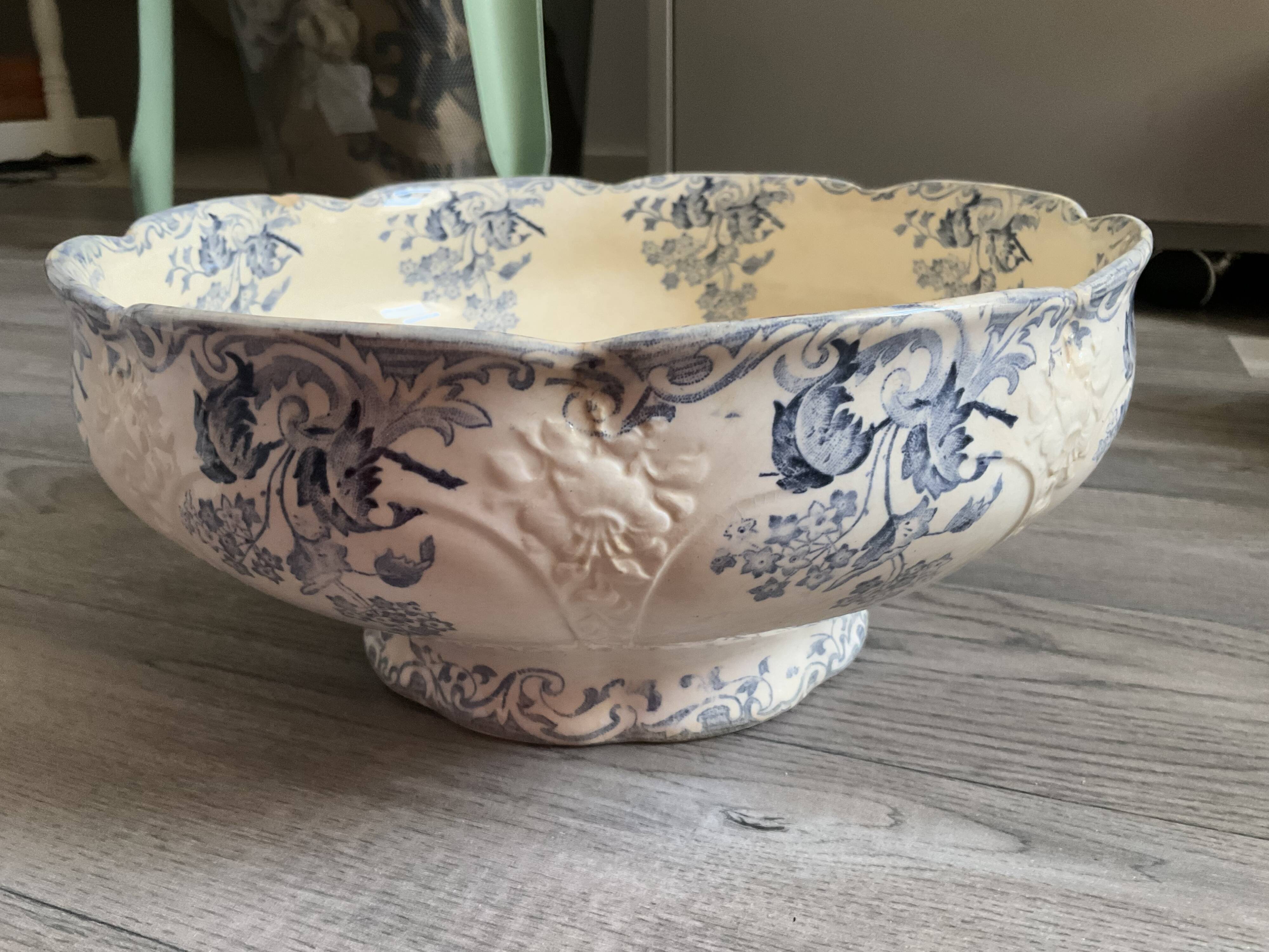 Longwy salad bowl