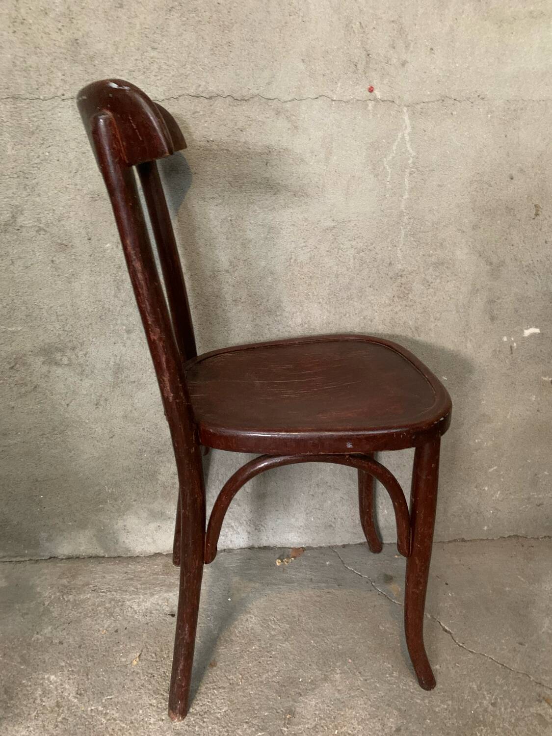 Antoine Bec bistro chair