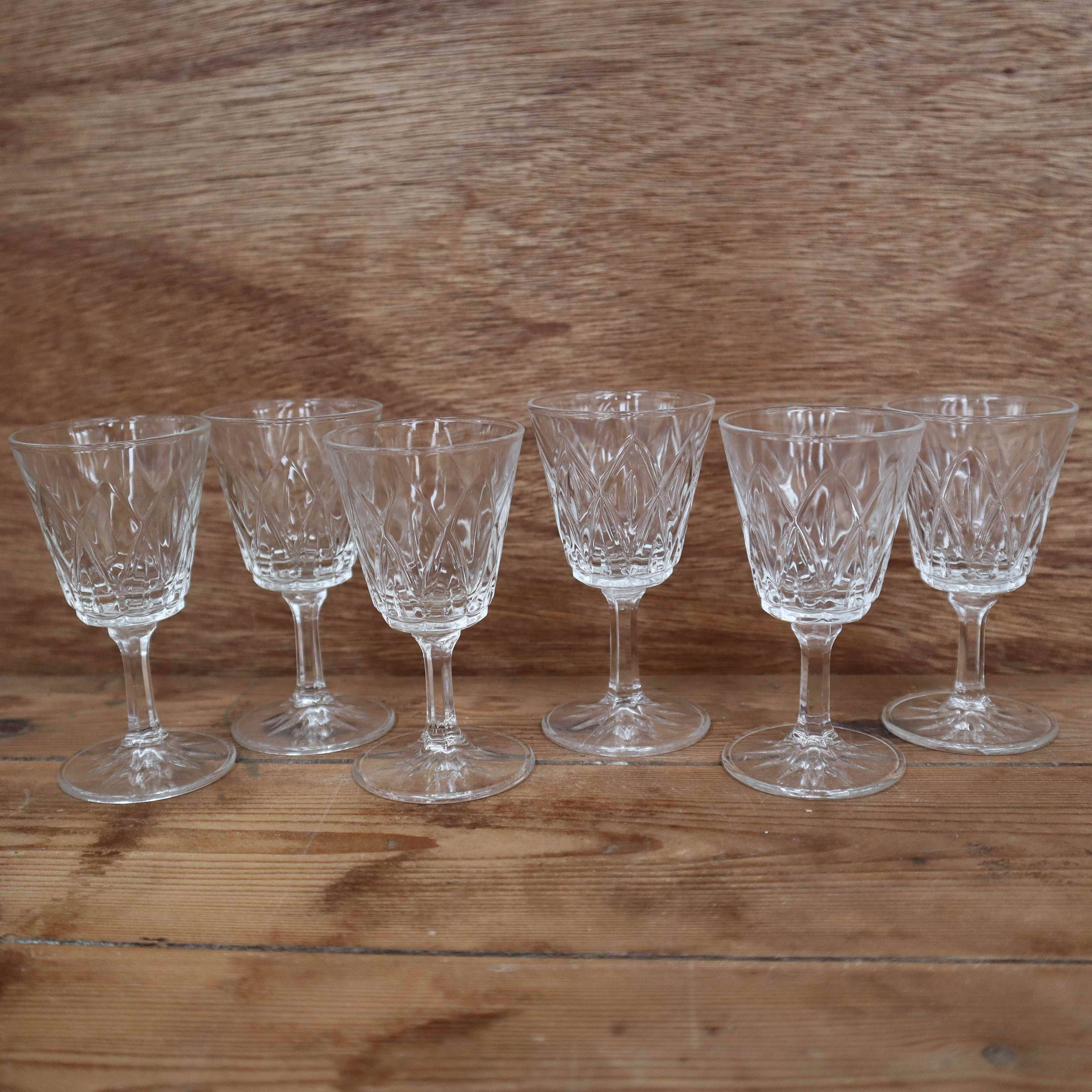 Set of 6 Arlequin liqueur glasses in Reims crystal glass 1950