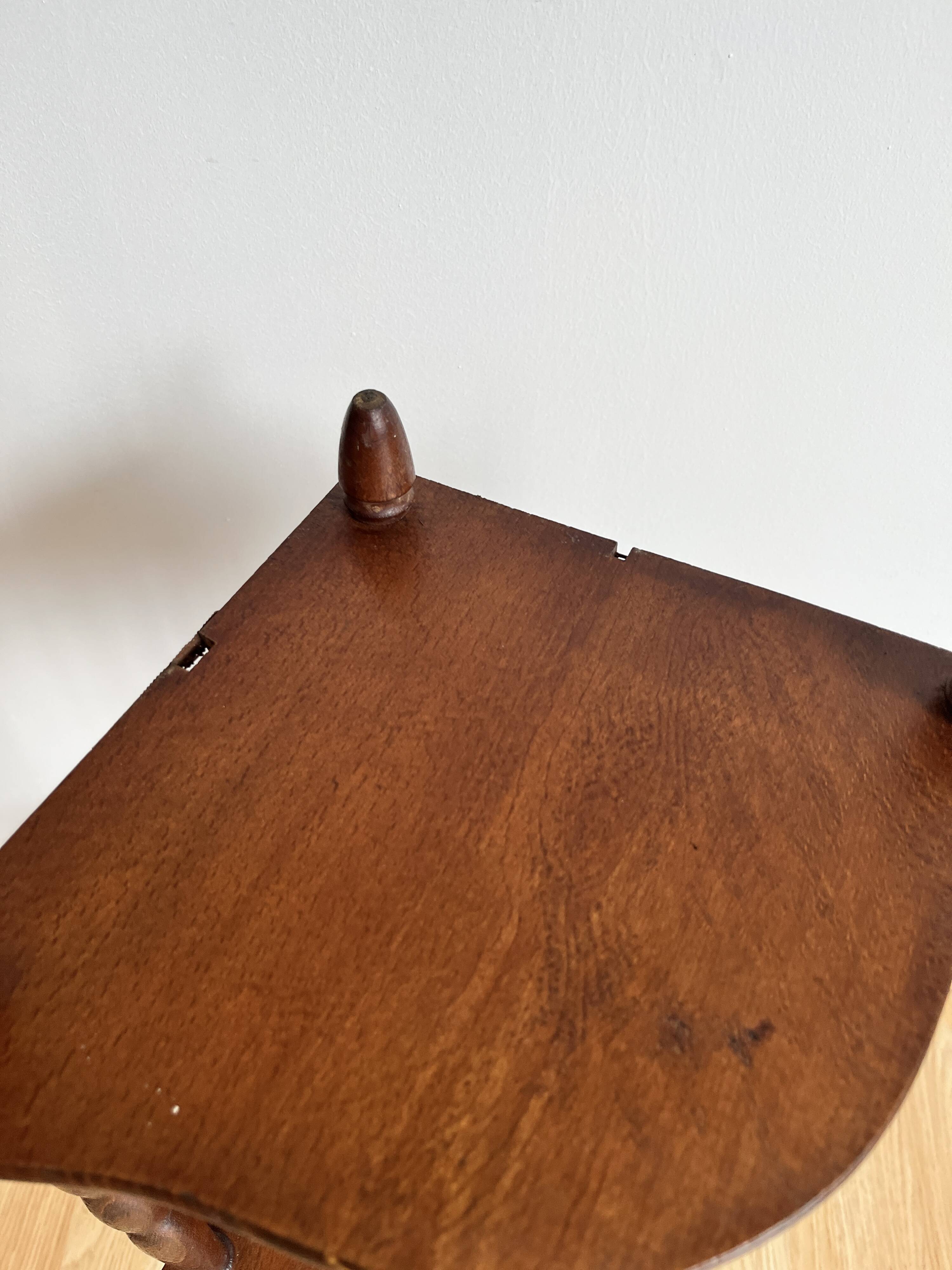 Étagère d'angle bois
