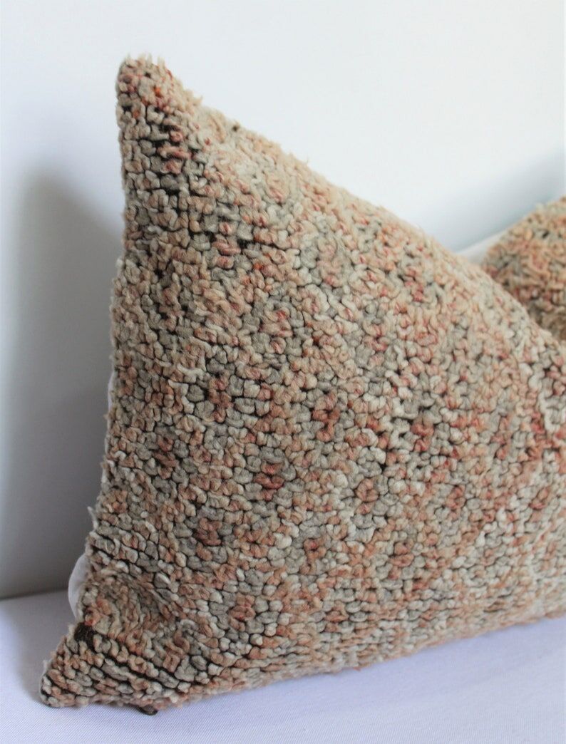 Vintage Moroccan kilim, Berber bujaad pillow, decorative pillow, Berber cushion.