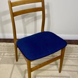 Set of 5 Scandinavian chairs from the year .