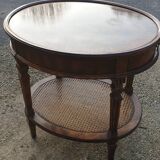 Middle table