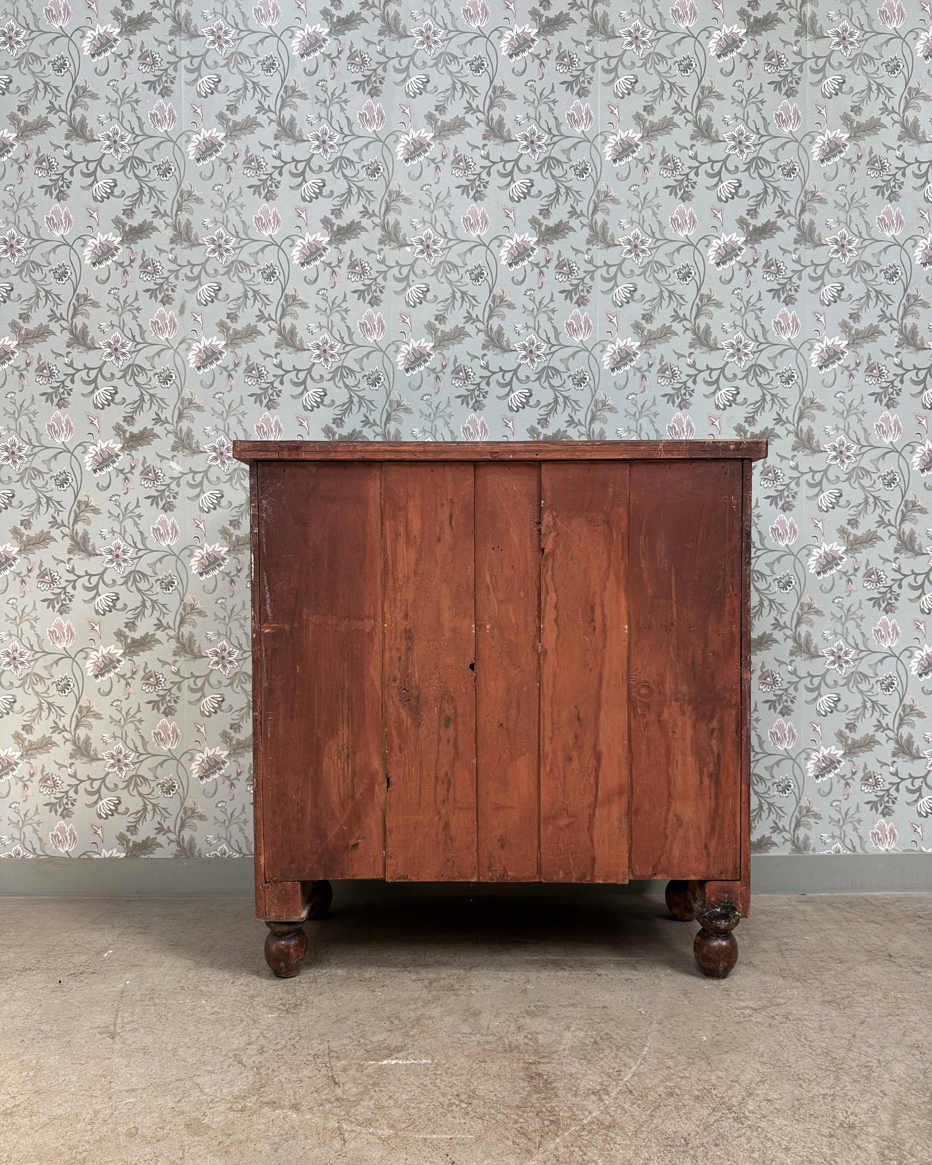 Large antique English chest of drawers (renovated)