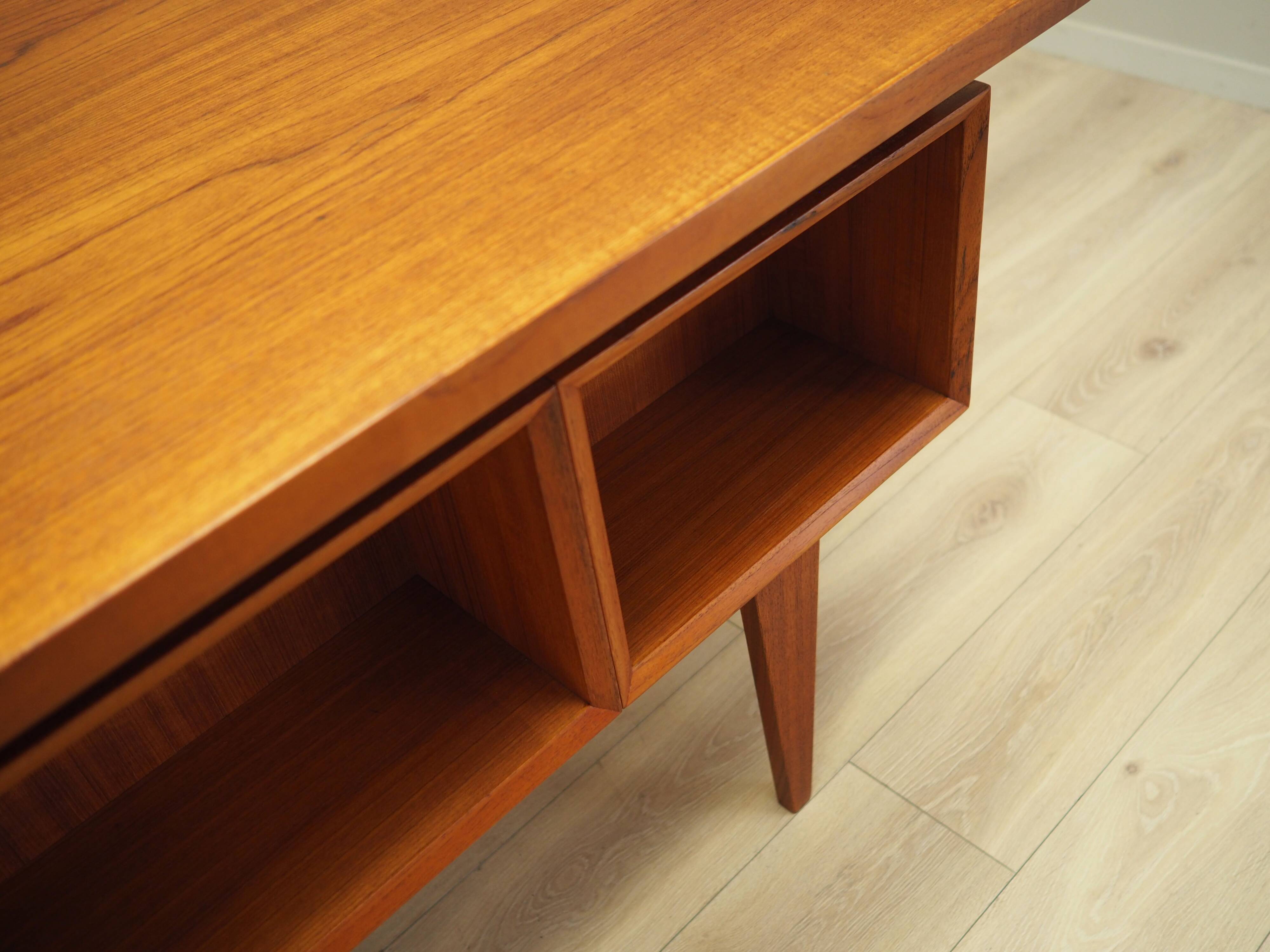 Teak desk, Danish design, 1970s, production: Denmark