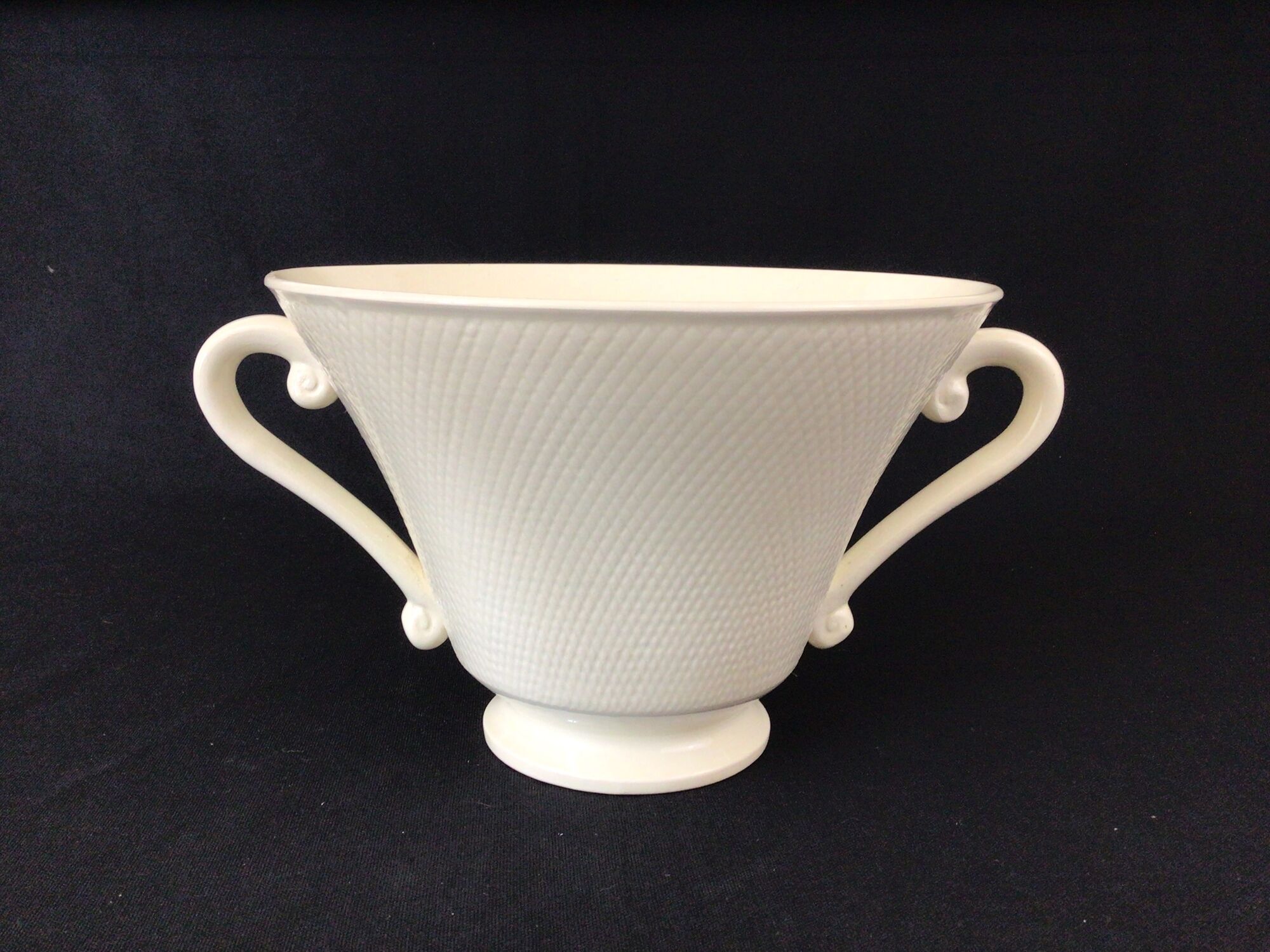 Art deco porcelain cup 1920-30 salins