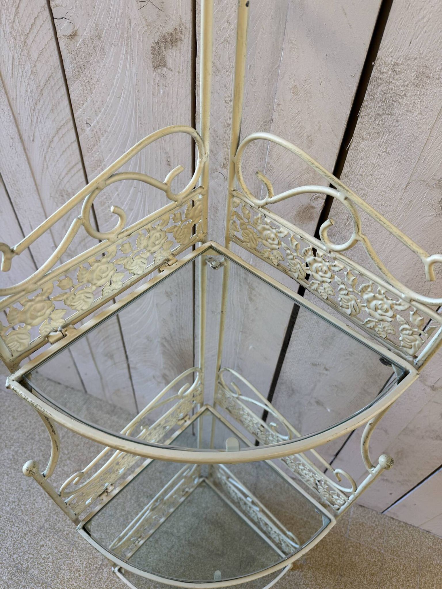 Étagère verre et fer forgé