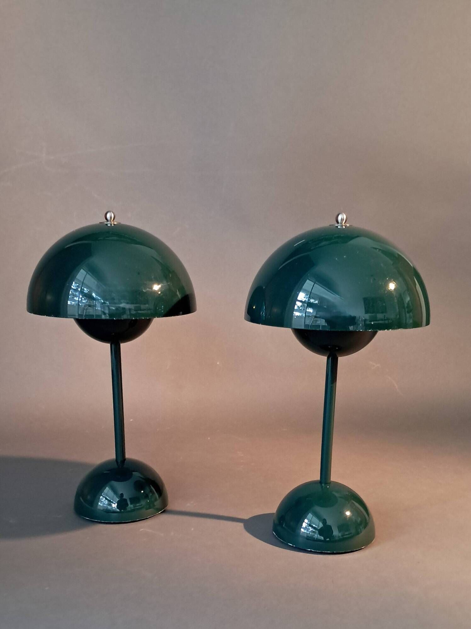 Pair of Flowerpot & Tradition lamps – Verner Panton, LED reissues