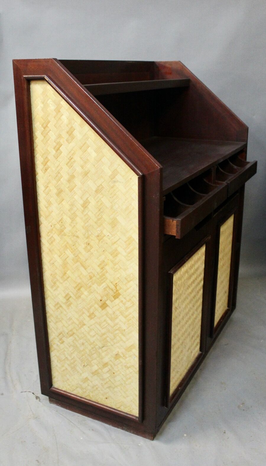 Vintage cutlery buffet