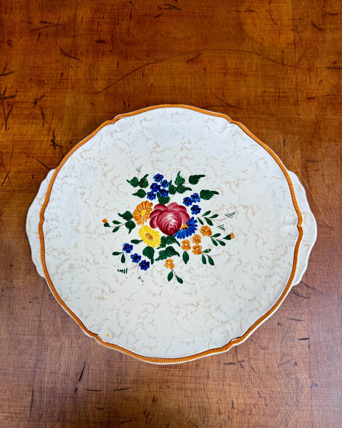 Longchamp pie dish, Mistral decor