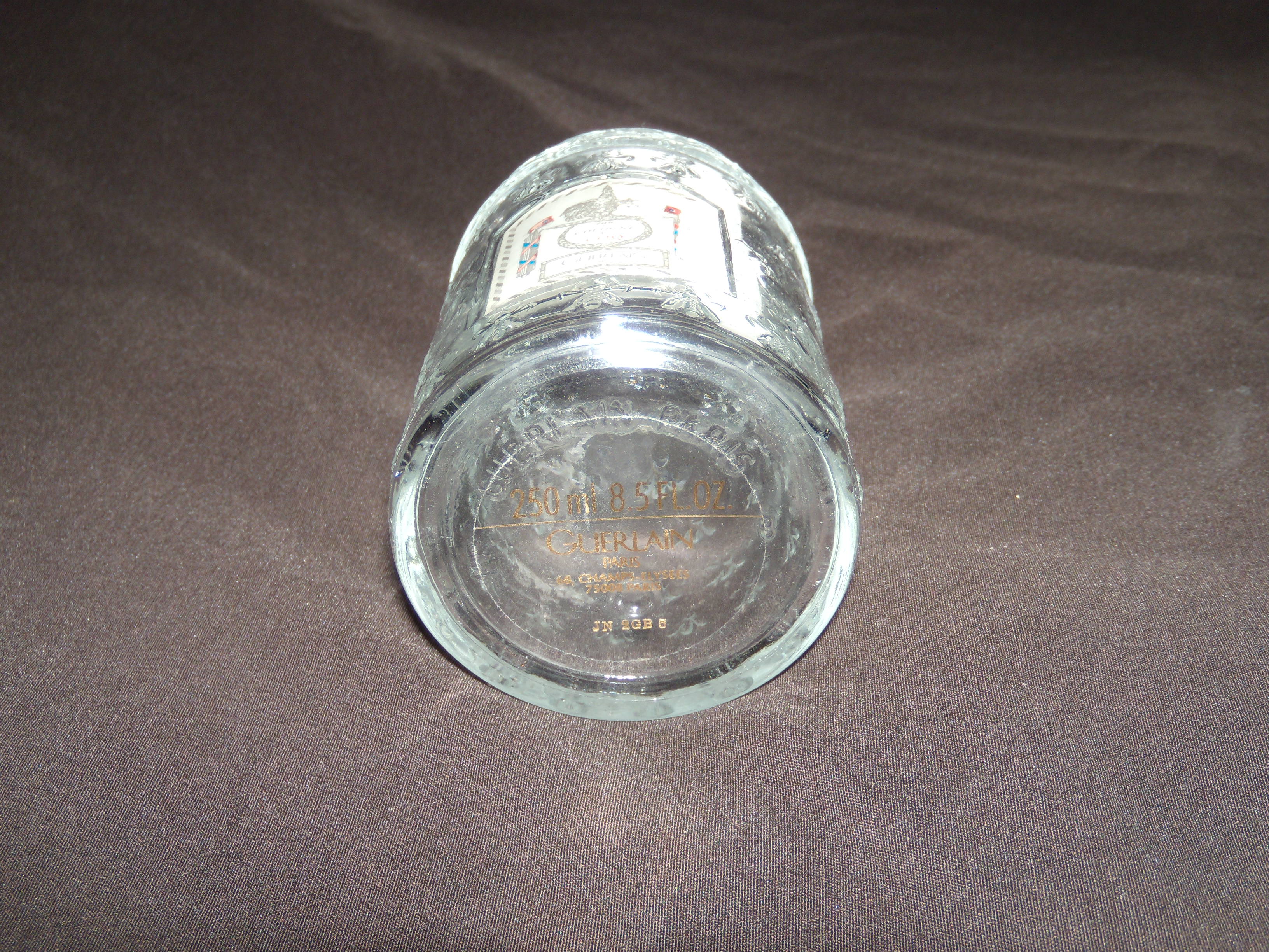 Bottle bottle of perfume Guerlain eau de Cologne vintage rooster 250 ml empty