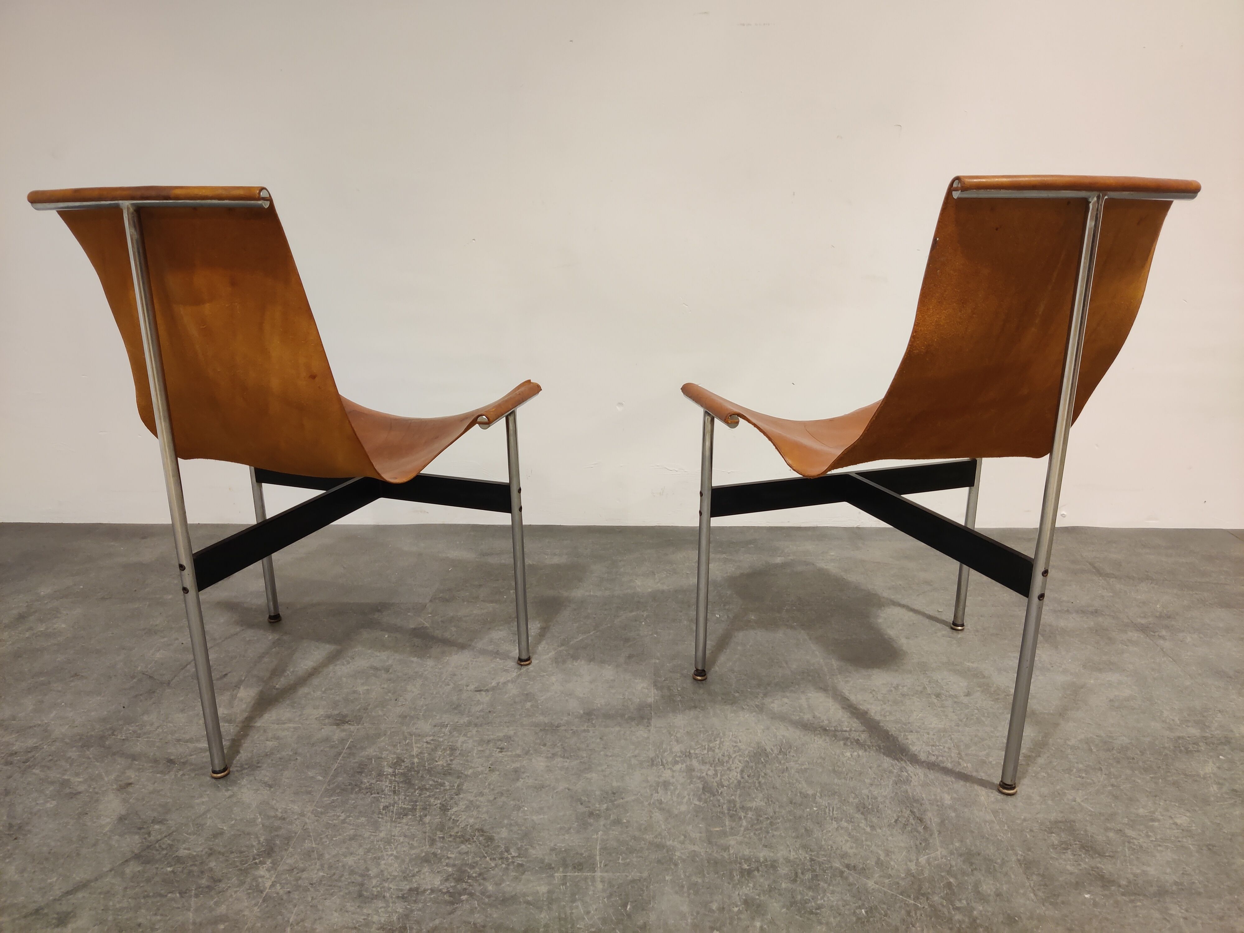 Pair of T Side Chairs by Katavolos, Littell & Kelley for Laverne International