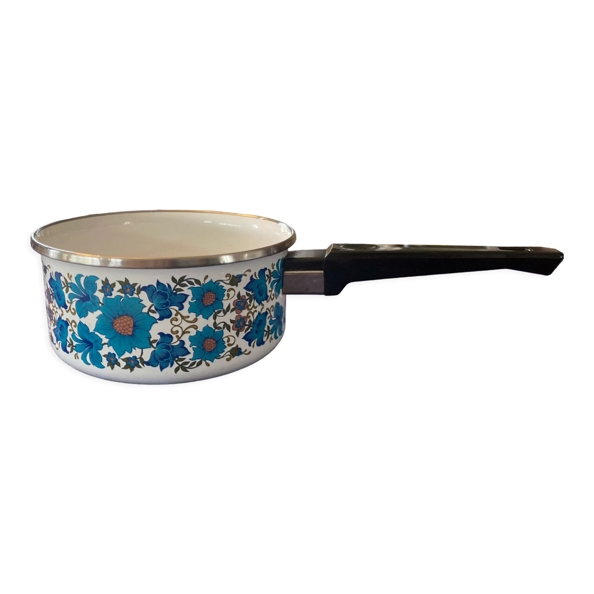 Enamelled pan
