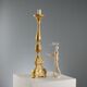 Candélabre ancien en bois sculpté et doré, Italie, XIXe siècle