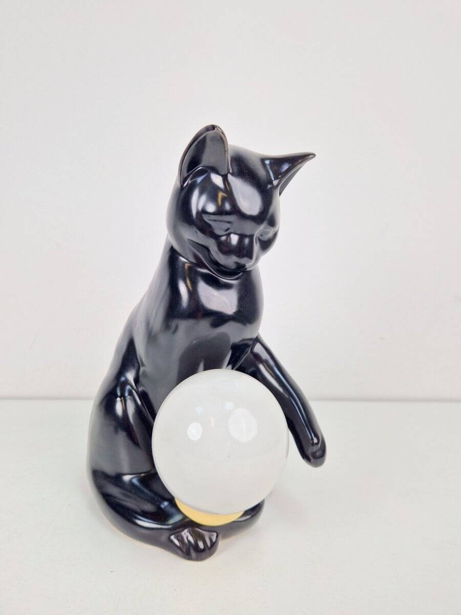 Mid-Century Cat Sphere Table Lamp in Ceramic and Opal Glass, 1970s