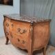 Commode en marquetterie style Louis XVI