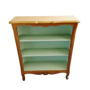 Bibus old wood and sage green