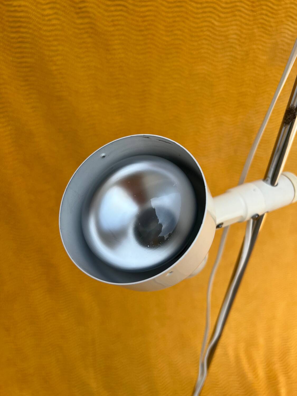 Vintage 1980s floor lamp/lighting strip