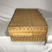 Old picnic basket 60s rattan wicker vintage