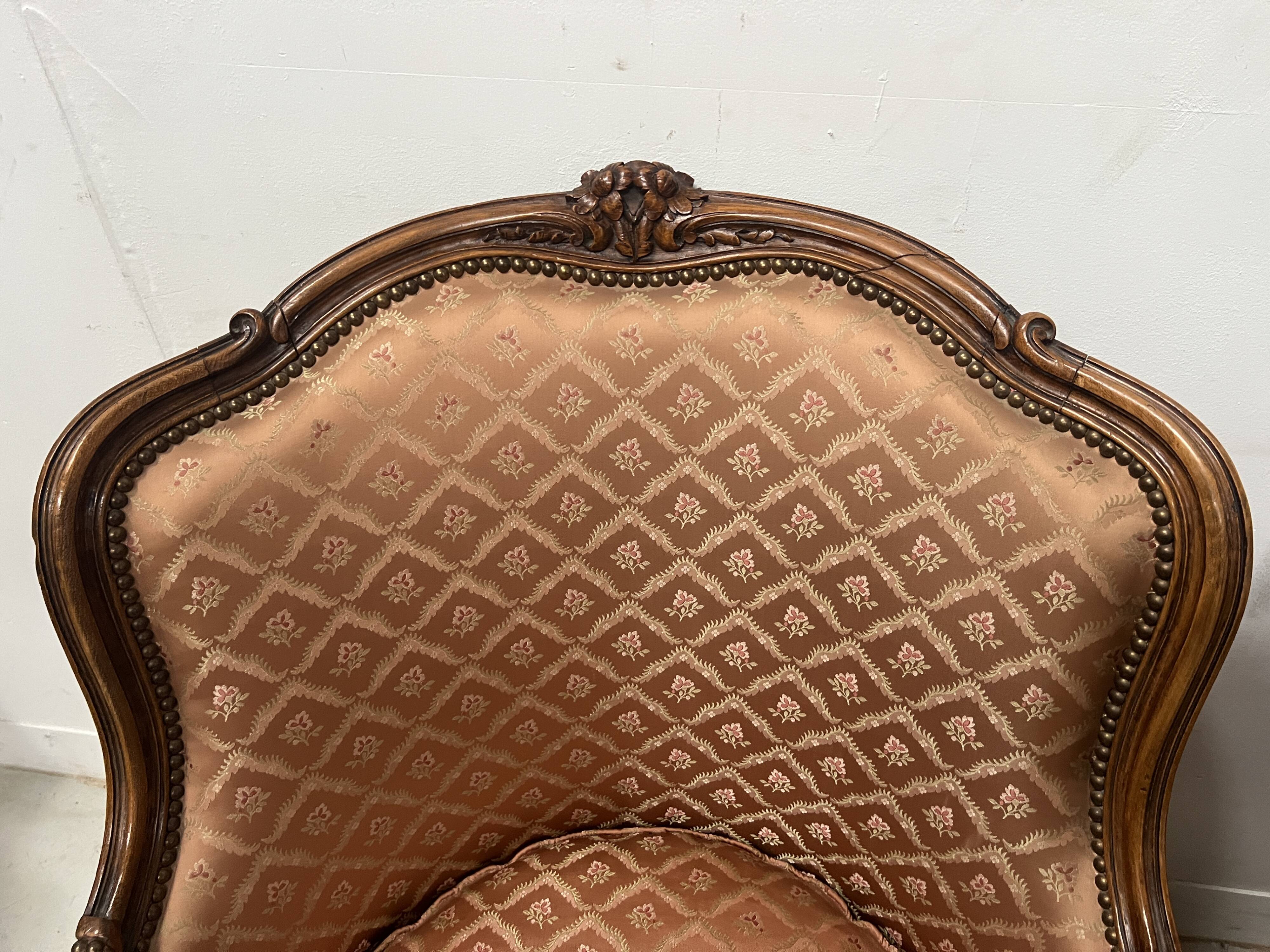 Paire de bergères de style Louis XV en bois narurel XX siècle